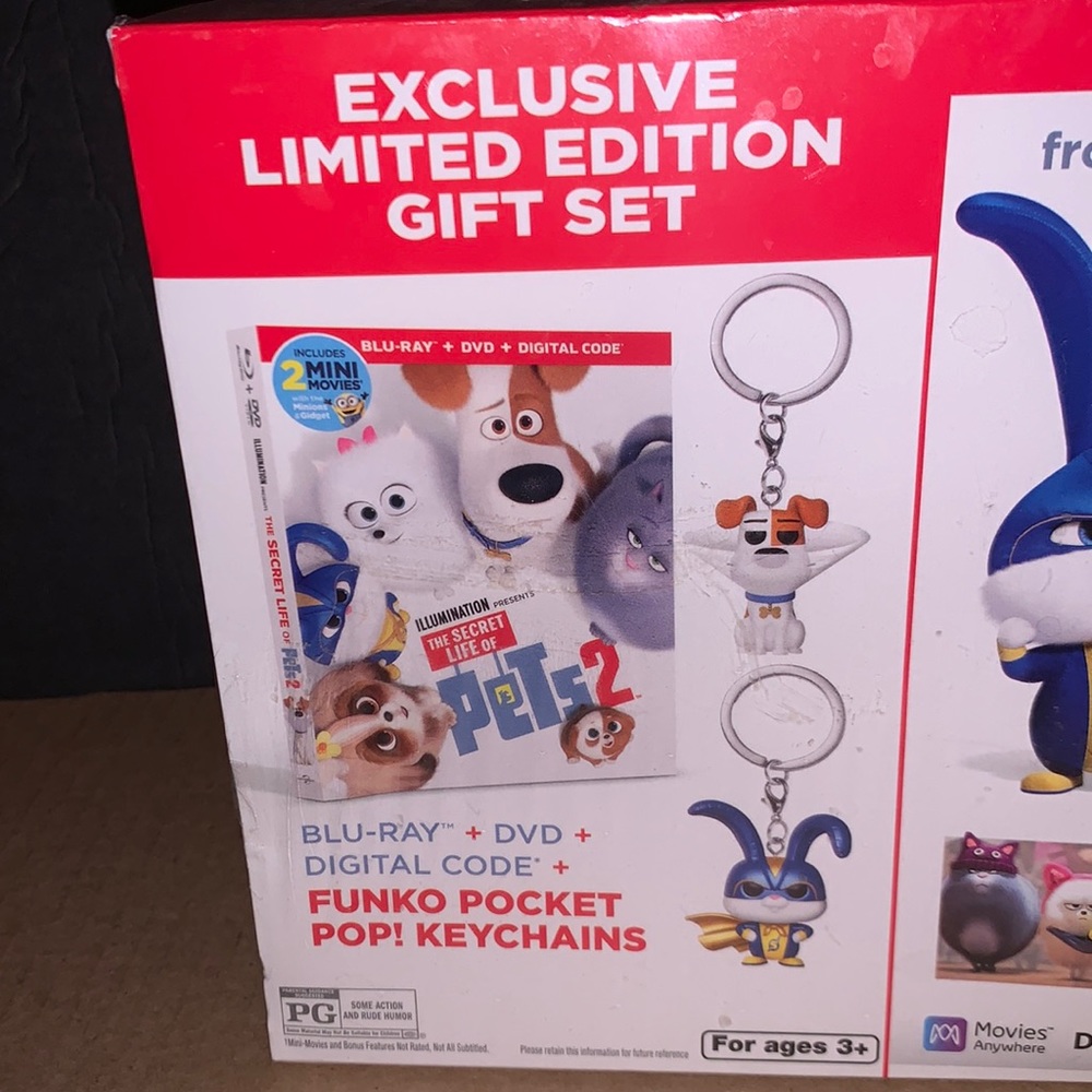 The Secret Life Of Pets 2 Exclusive Ed. Bluray•DVD•Digital Code+2 Pop Keychain
